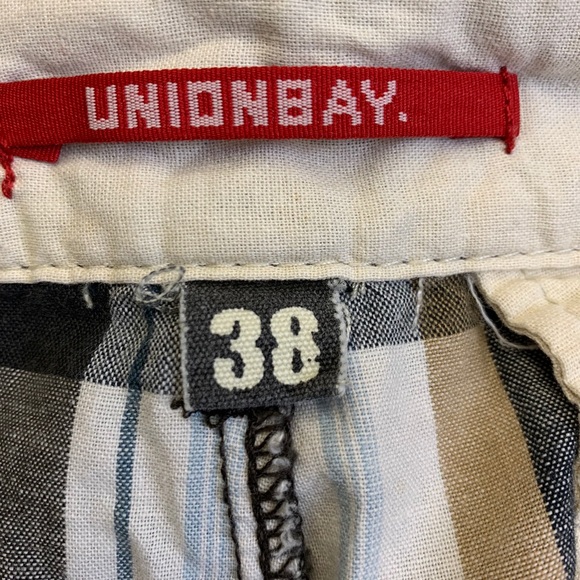 UnionBay Plaid Shorts Size 38 - Picture 5 of 9